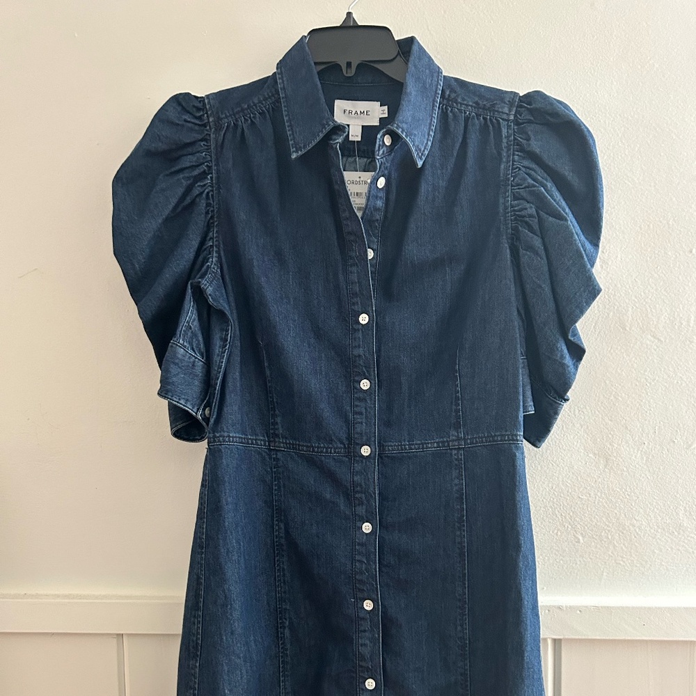 NWT- FRAME Gillian denim puff dress in grapewood (dark denim) size MEDIUM